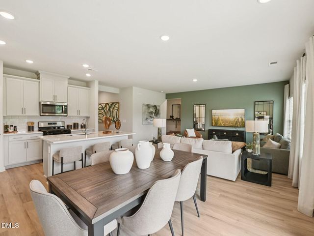 1118 Winding Spring Drive, Mebane, NC 27302