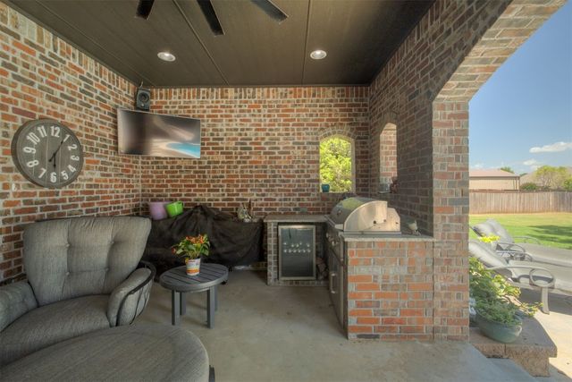 709 E Victoria Terrace, Mustang, OK 73064