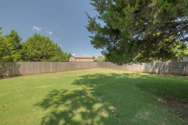 709 E Victoria Terrace, Mustang, OK 73064