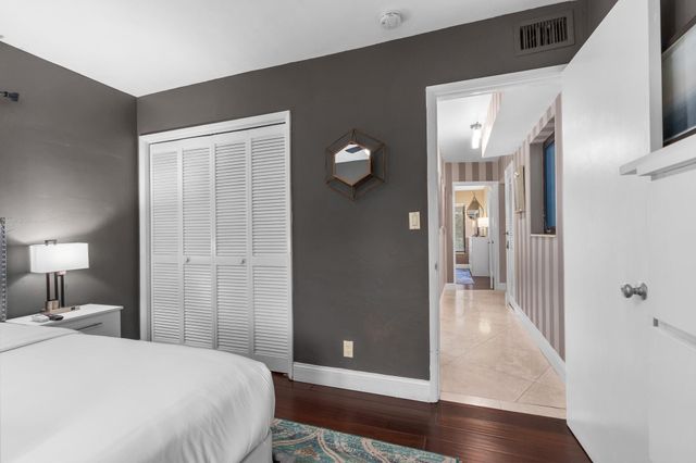 2829 NE 17th Avenue, Wilton Manors, FL 33334