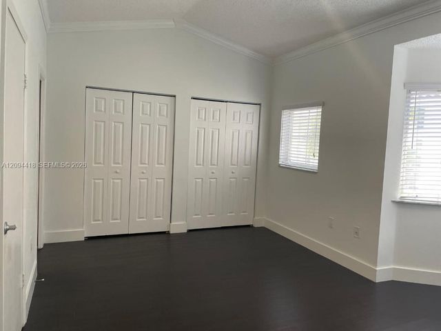 261 Navarre Avenue C-4, Coral Gables, FL 33134