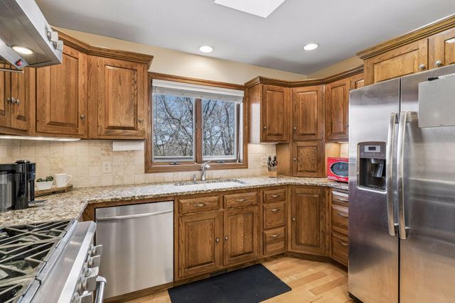 1638 Celia Road, Mendota Heights, MN 55118