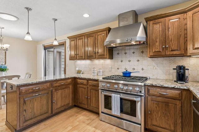 1638 Celia Road, Mendota Heights, MN 55118