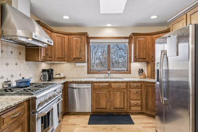 1638 Celia Road, Mendota Heights, MN 55118