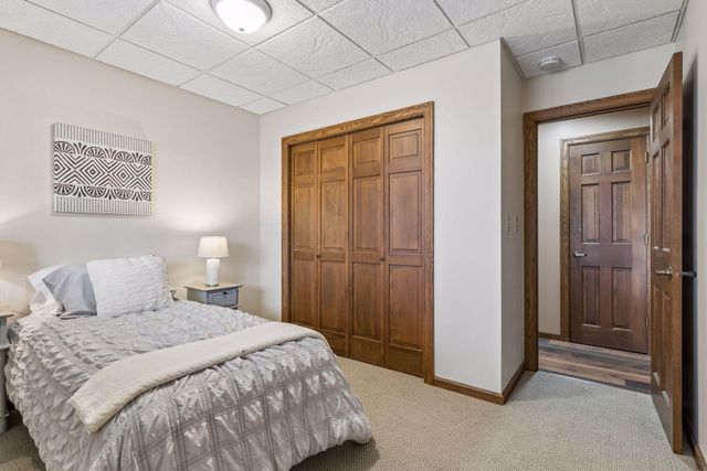 1638 Celia Road, Mendota Heights, MN 55118