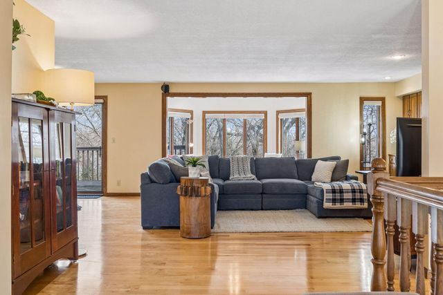 1638 Celia Road, Mendota Heights, MN 55118