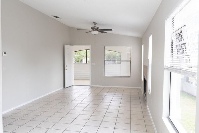 3160 S SEMORAN BOULEVARD 905, Orlando, FL 32822