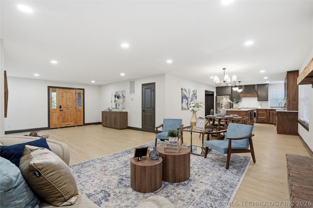 18015 E 95th Street North, Owasso, OK 74055