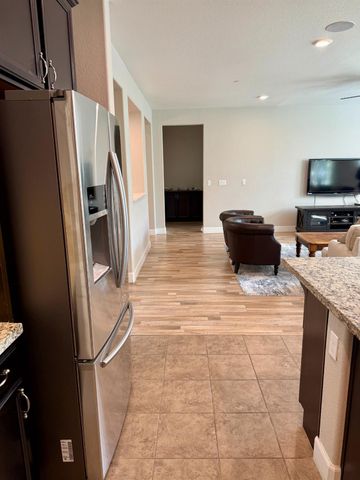 962 Orange Blossom Ave, Manteca, CA 95337