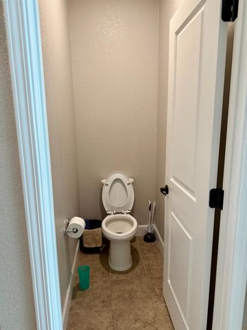 962 Orange Blossom Ave, Manteca, CA 95337