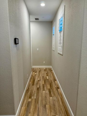 962 Orange Blossom Ave, Manteca, CA 95337