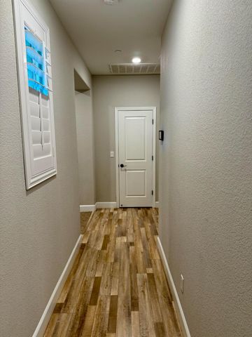 962 Orange Blossom Ave, Manteca, CA 95337