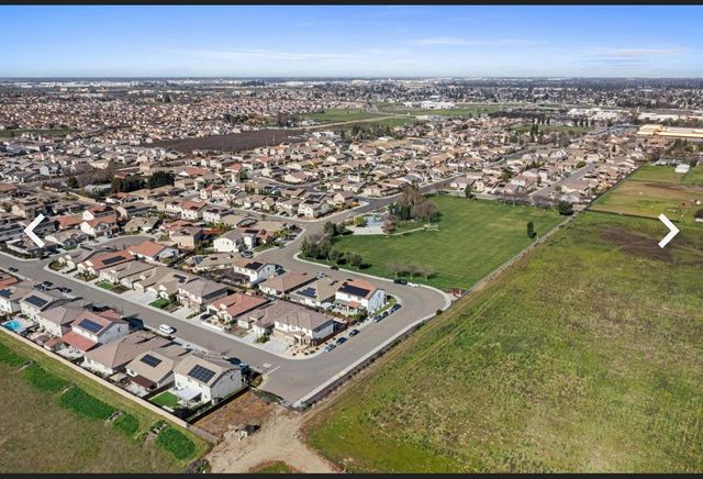 962 Orange Blossom Ave, Manteca, CA 95337