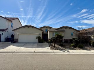 962 Orange Blossom Ave, Manteca, CA 95337