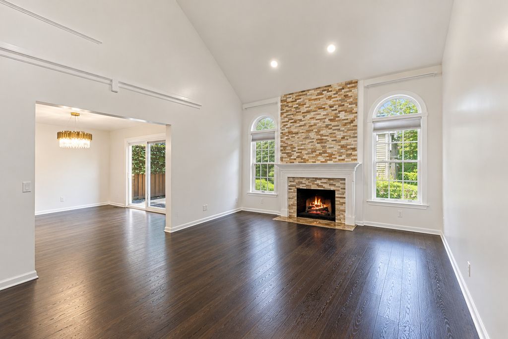 11124 Indian Woods Drive, Indian Head Park, IL 60525 — photo 3