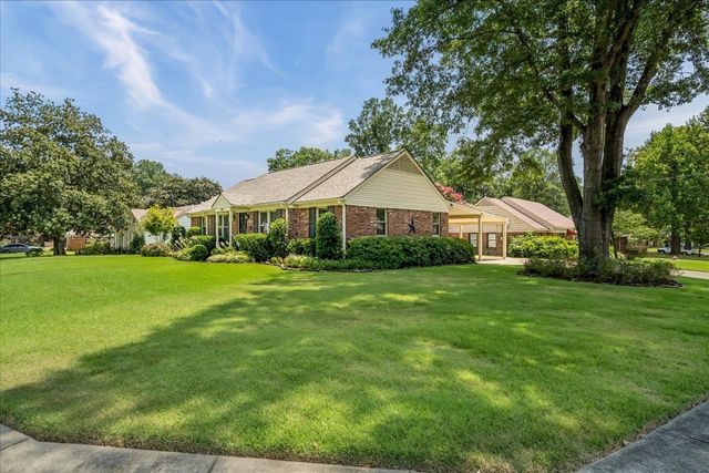 5303 EDENSHIRE AVE, Memphis, TN 38117