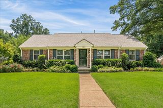 5303 EDENSHIRE AVE, Memphis, TN 38117