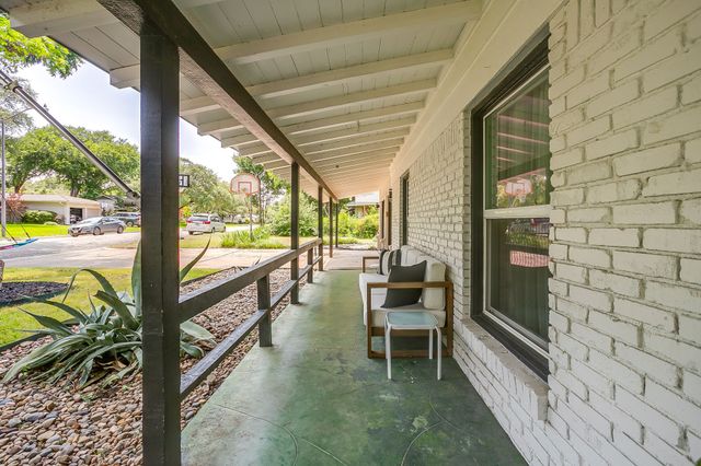 4224 Lanark Avenue, Fort Worth, TX 76109