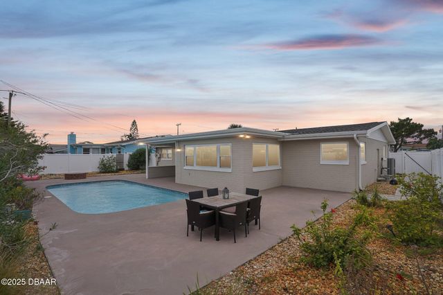 915 Princeton Avenue, Ormond Beach, FL 32176