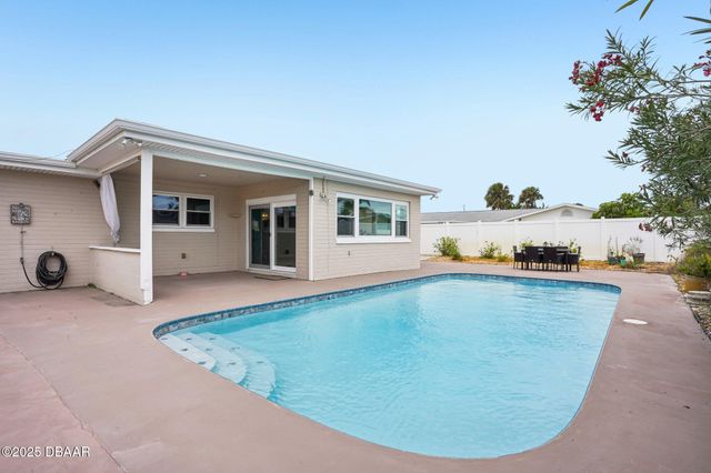 915 Princeton Avenue, Ormond Beach, FL 32176