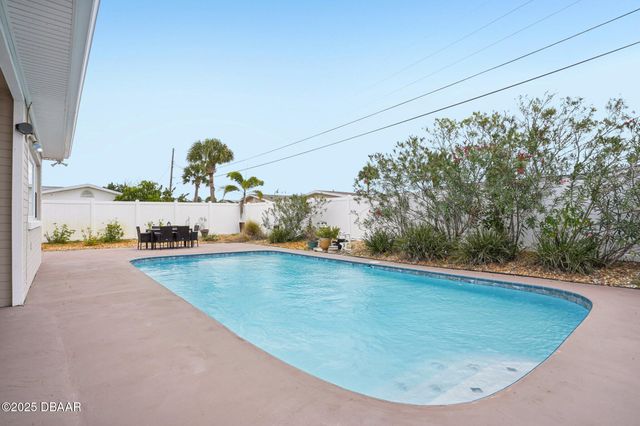 915 Princeton Avenue, Ormond Beach, FL 32176