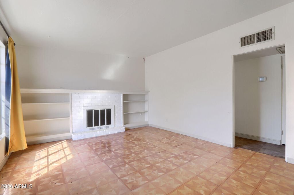 1212 E WINTER Drive, Phoenix, AZ 85020 — photo 3