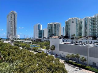 16909 N Bay Road 716, Sunny Isles Beach, FL 33160