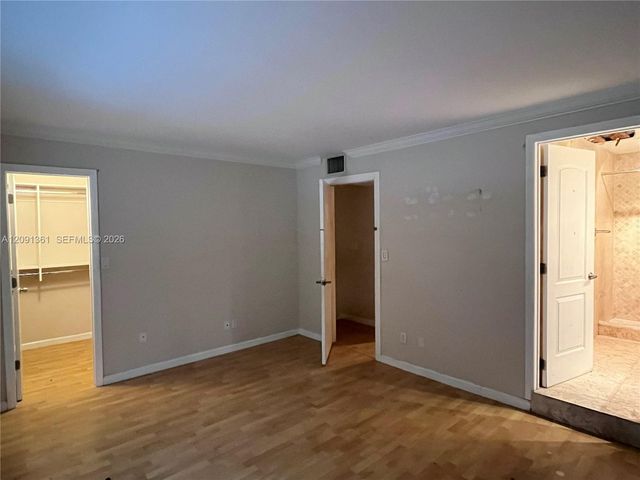 11010 Clubhouse Road, Pembroke Pines, FL 33026