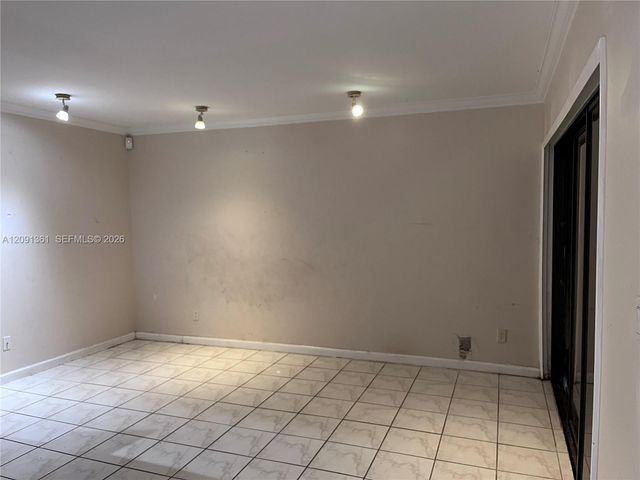 11010 Clubhouse Road, Pembroke Pines, FL 33026