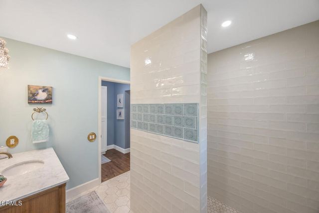 31330 Village 31, Camarillo, CA 93012