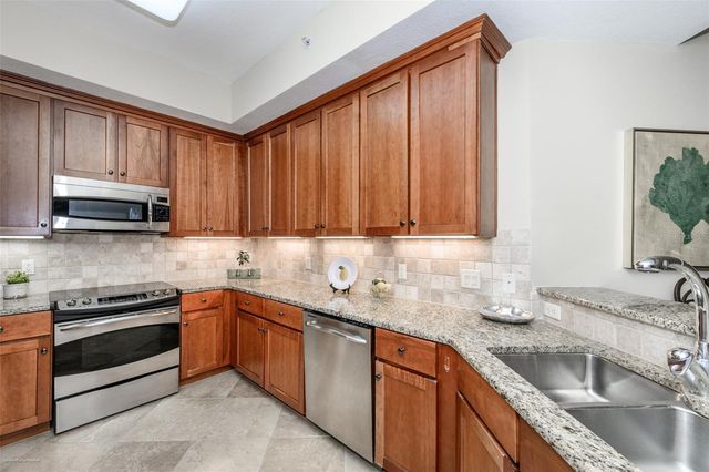 10521 AMBERJACK WAY 303, Englewood, FL 34224