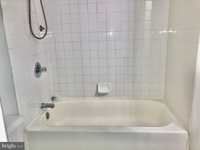 5258 HAZEL AVE, Philadelphia, PA 19143