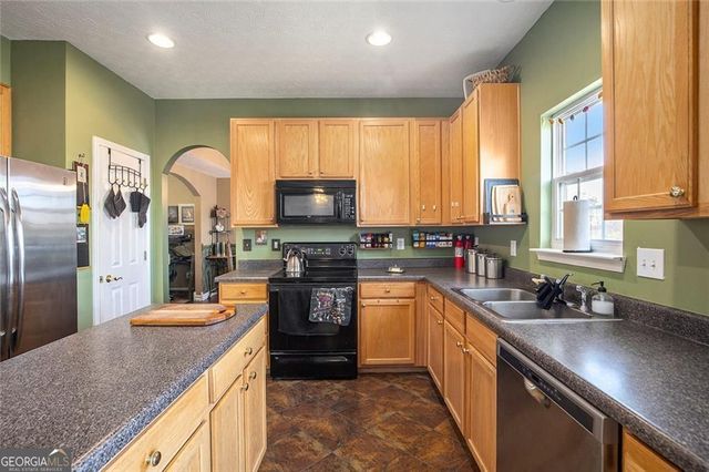 2054 Dartmoth Way, Villa Rica, GA 30180