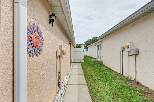 30257 BIRDHOUSE DRIVE, Wesley Chapel, FL 33545