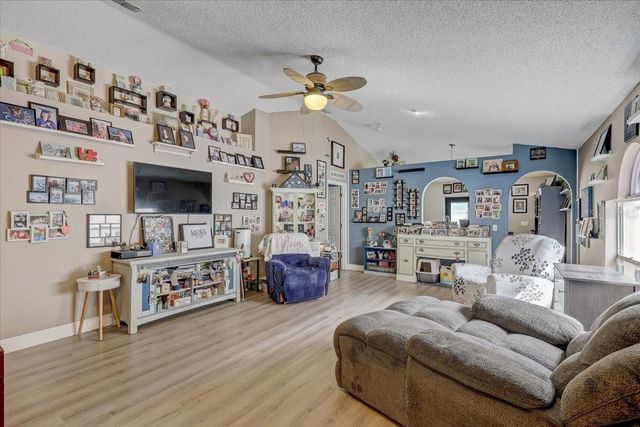 30257 BIRDHOUSE DRIVE, Wesley Chapel, FL 33545