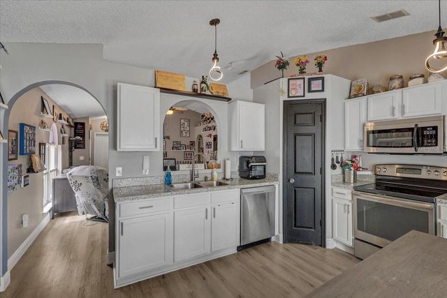 30257 BIRDHOUSE DRIVE, Wesley Chapel, FL 33545