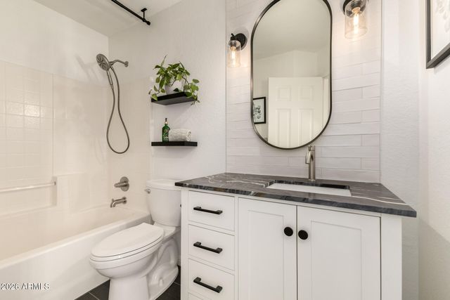 1283 W MORELOS Street, Chandler, AZ 85224