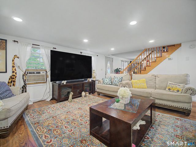 623 North Main Street, Killingly, CT 06239