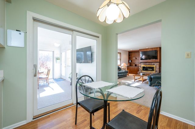 8006 Prairie Avenue, Urbandale, IA 50322