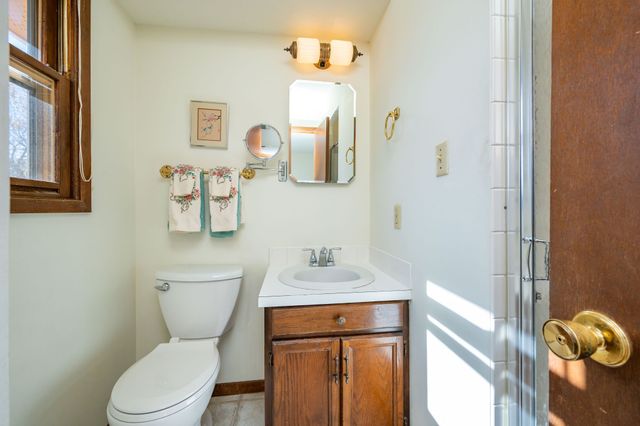 8006 Prairie Avenue, Urbandale, IA 50322