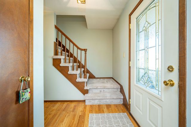 8006 Prairie Avenue, Urbandale, IA 50322