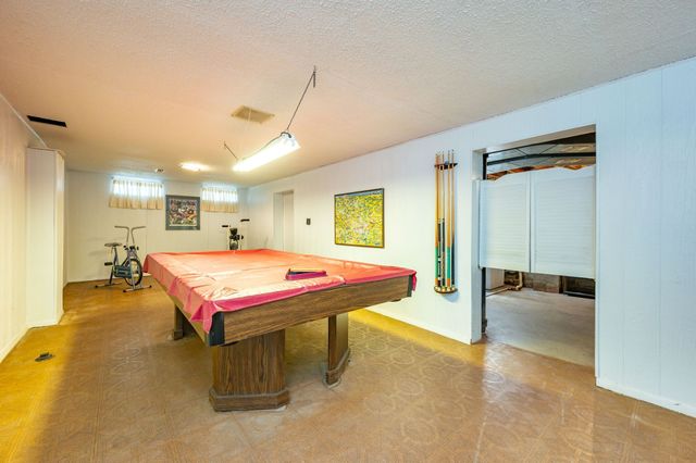 8006 Prairie Avenue, Urbandale, IA 50322