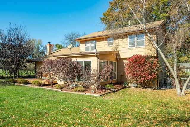 8006 Prairie Avenue, Urbandale, IA 50322