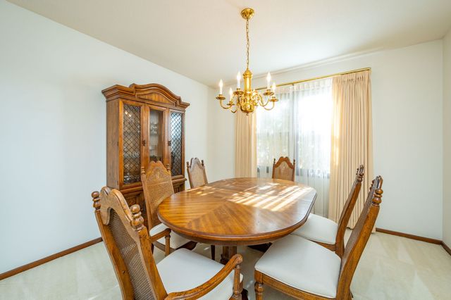 8006 Prairie Avenue, Urbandale, IA 50322