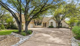120 Royal Oak LN, Lakeway, TX 78734