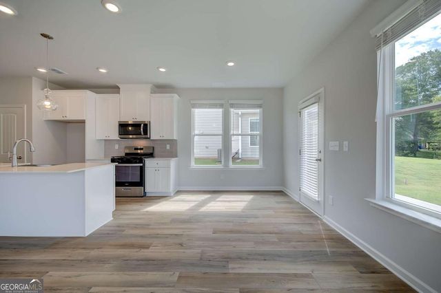 326 Bedford Trace, Conyers, GA 30094