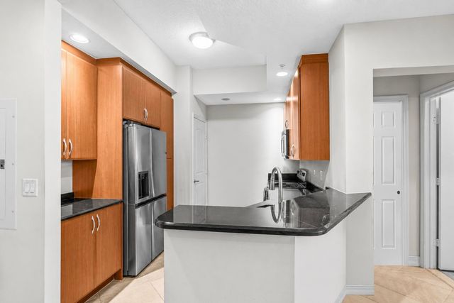 701 S Olive Avenue 1213, West Palm Beach, FL 33401