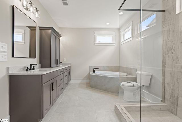 804 Batten Cottage Court, Boiling Springs, SC 29316