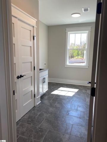 804 Batten Cottage Court, Boiling Springs, SC 29316