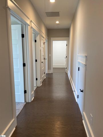 804 Batten Cottage Court, Boiling Springs, SC 29316